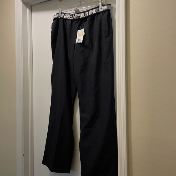 Loose fit UA pants - Picture 1 of 2